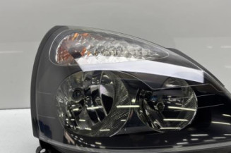 Optique avant principal droit (feux)(phare) RENAULT CLIO 2 Photo n°1