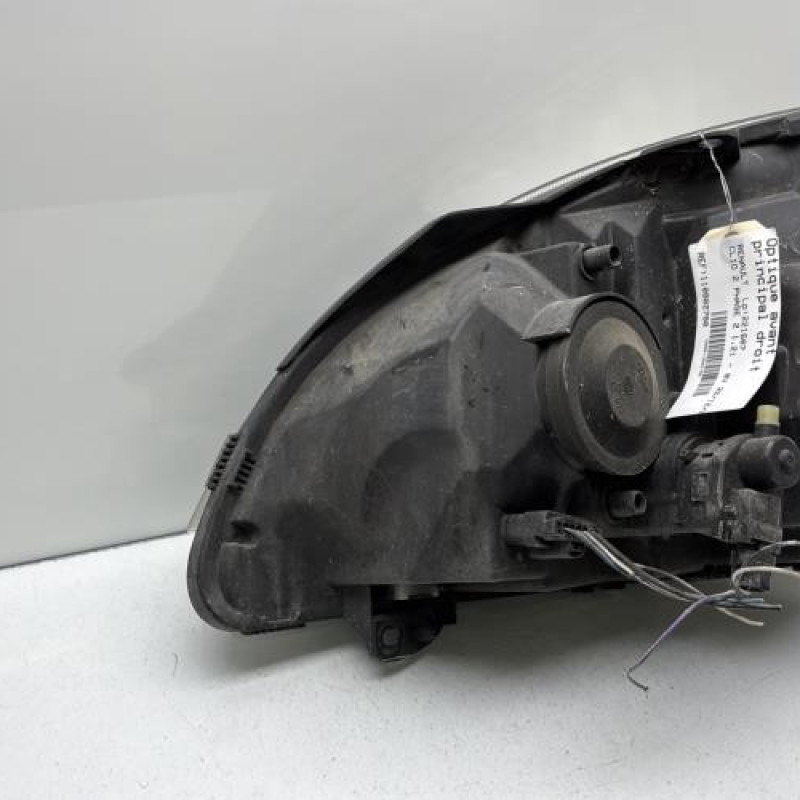 Optique avant principal droit (feux)(phare) RENAULT CLIO 2 Photo n°7