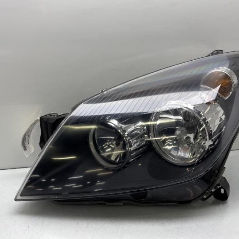 Optique avant principal gauche (feux)(phare) OPEL ASTRA H Photo n°1
