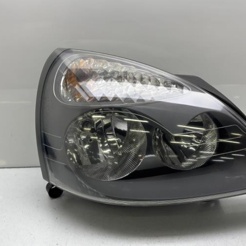 Optique avant principal droit (feux)(phare) RENAULT CLIO 2 Photo n°1