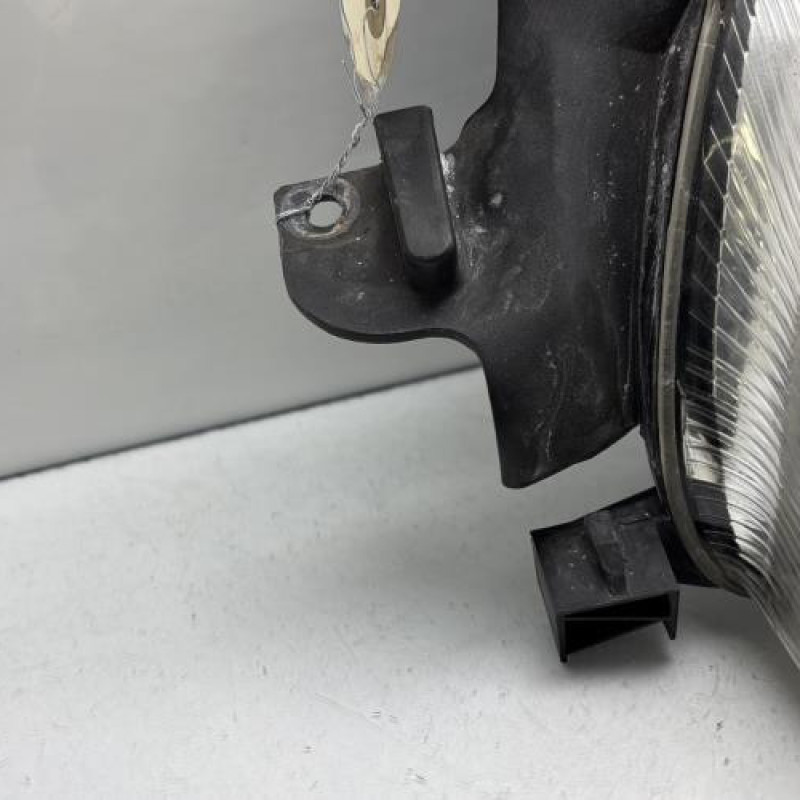 Optique avant principal gauche (feux)(phare) CITROEN XSARA PICASSO Photo n°2