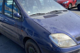 Porte avant droit RENAULT SCENIC 1