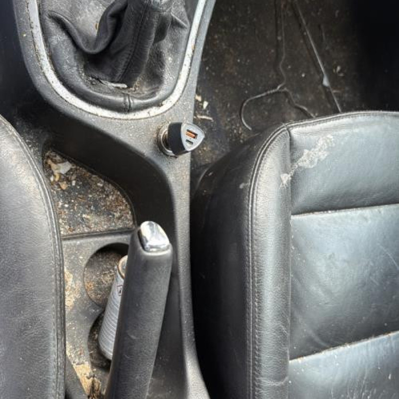 Pretensionneur de ceinture avant droit PEUGEOT 307 Photo n°16