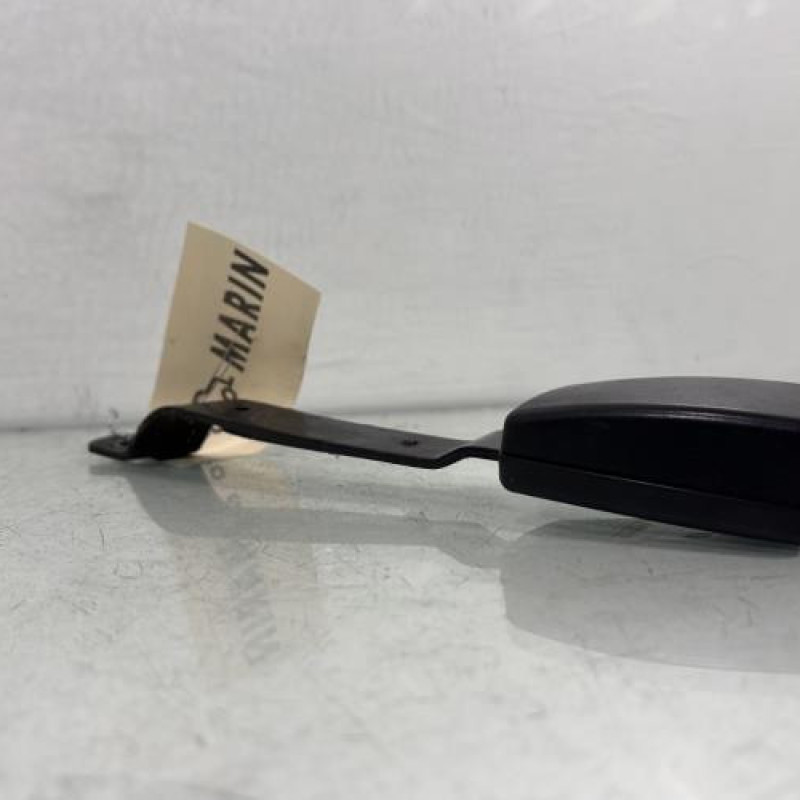 Attache ceinture avant droit VOLKSWAGEN POLO 4 Photo n°3