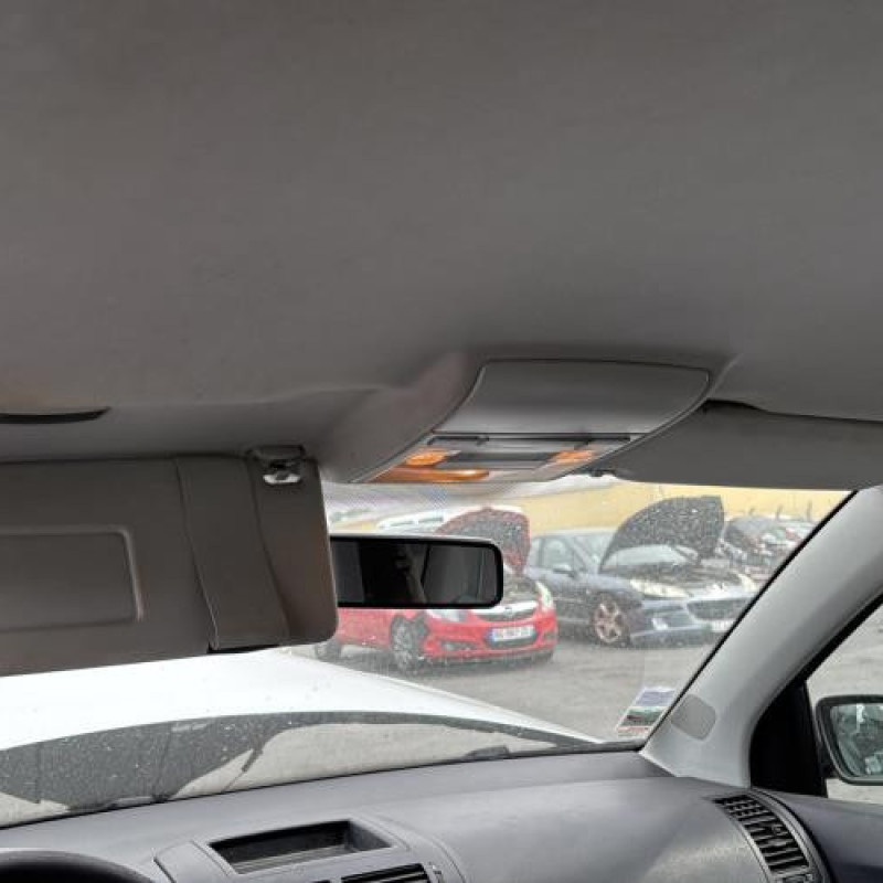 Attache ceinture avant droit VOLKSWAGEN POLO 4 Photo n°20