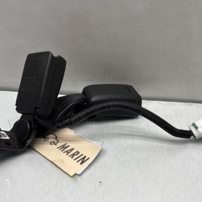 Attache ceinture arriere droit HYUNDAI I 20 2 Photo n°2