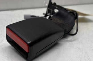 Attache ceinture arriere droit RENAULT MEGANE 4 Photo n°1