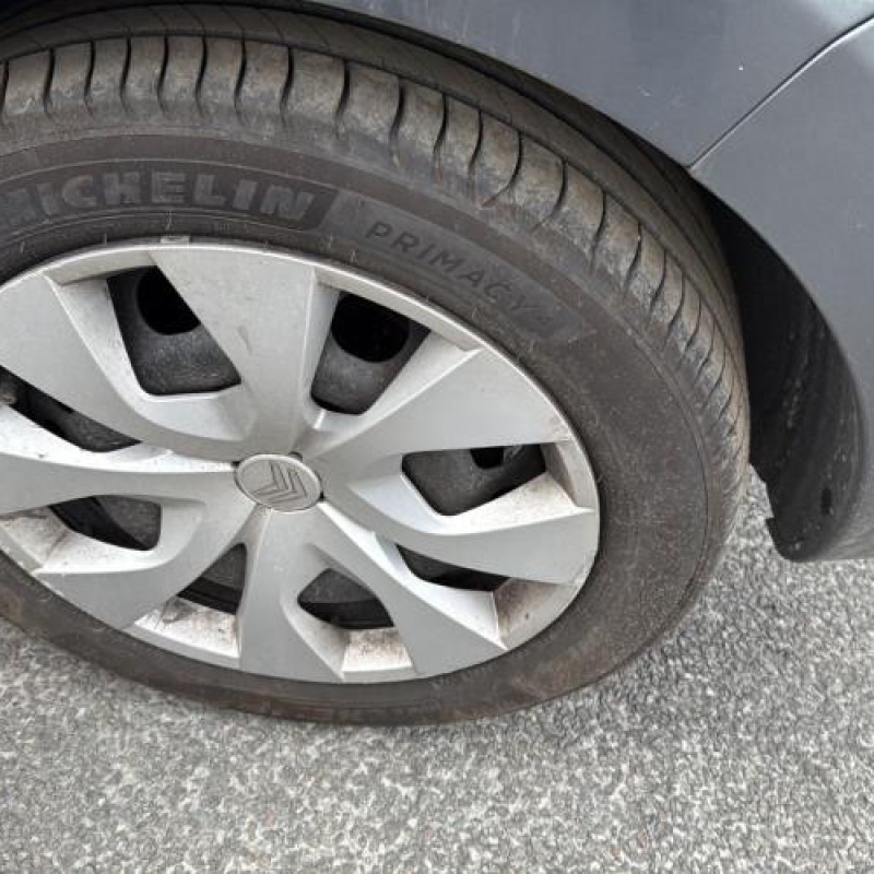 Attache ceinture arriere droit CITROEN C3 PICASSO Photo n°17