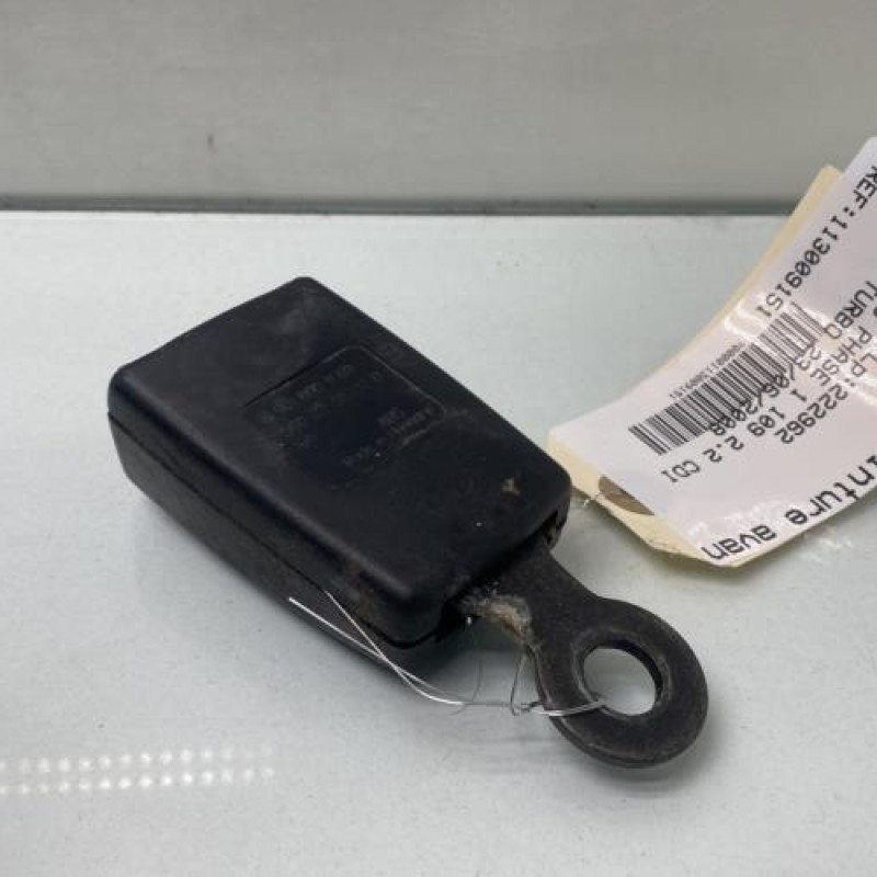 Attache ceinture avant droit MERCEDES VITO 639 Photo n°3