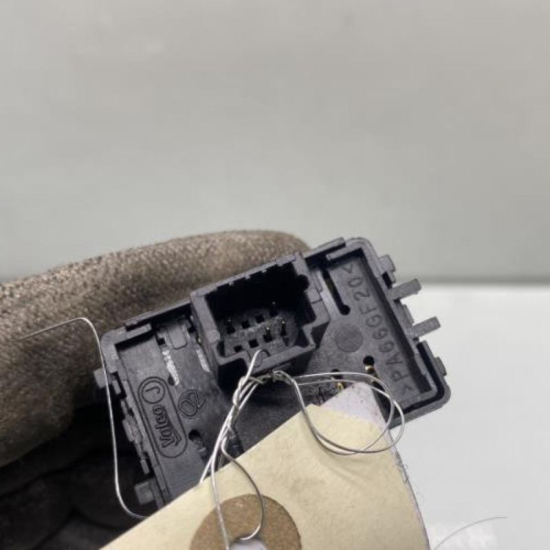 Interrupteur de leve vitre arriere droit RENAULT TALISMAN Photo n°3