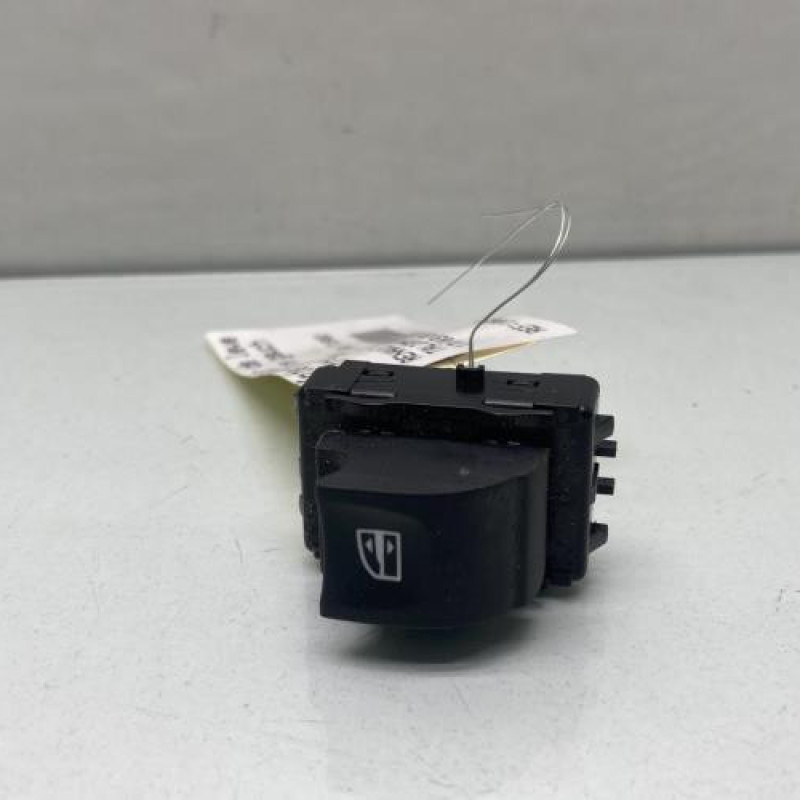 Interrupteur de leve vitre arriere gauche RENAULT TALISMAN Photo n°1