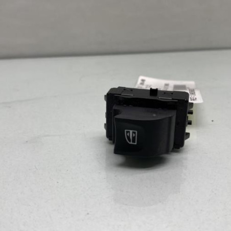 Interrupteur de leve vitre avant droit RENAULT TALISMAN Photo n°1