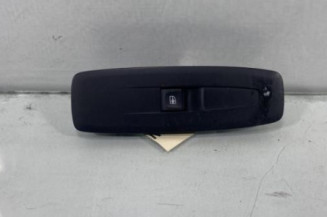 Interrupteur de leve vitre avant droit RENAULT MEGANE 4 Photo n°1