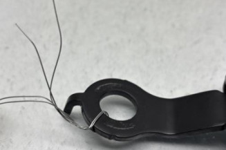 Attache ceinture avant droit DACIA DUSTER 1