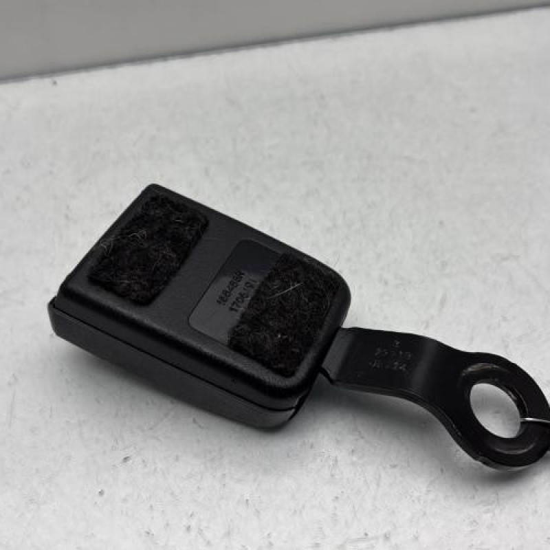Attache ceinture avant gauche DACIA DUSTER 1 Photo n°4