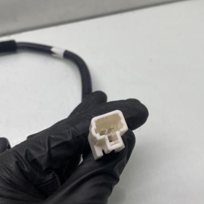 Attache ceinture avant droit KIA CEE-D 2 Photo n°3