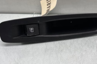 Interrupteur de leve vitre arriere droit RENAULT MEGANE 4 Photo n°1