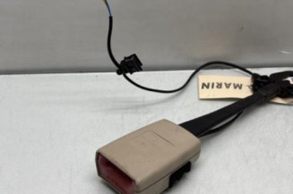 Attache ceinture avant droit SKODA SUPERB 2