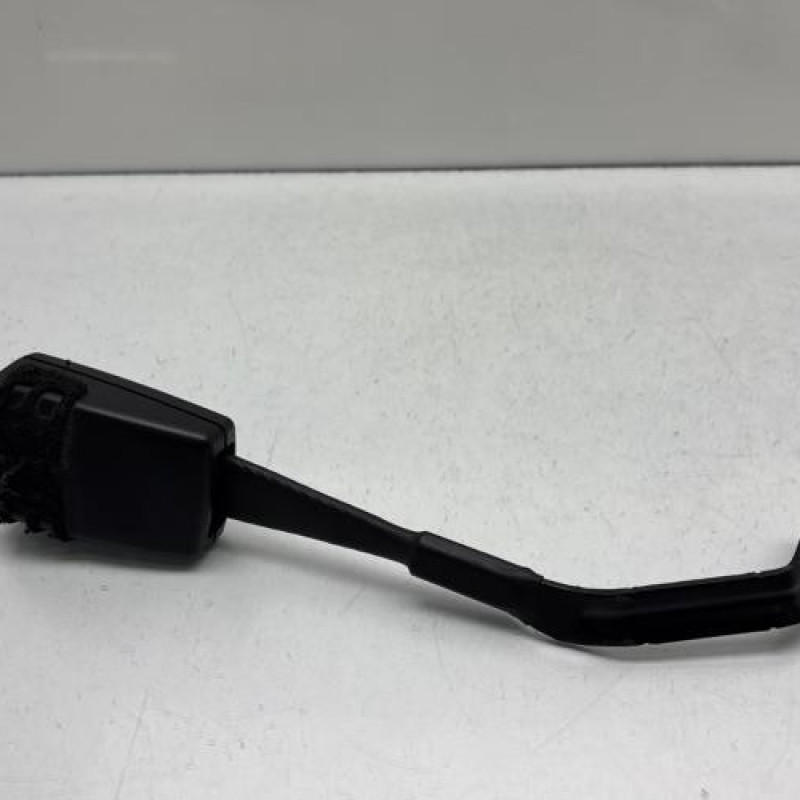 Attache ceinture avant gauche AUDI A3 2 Photo n°1