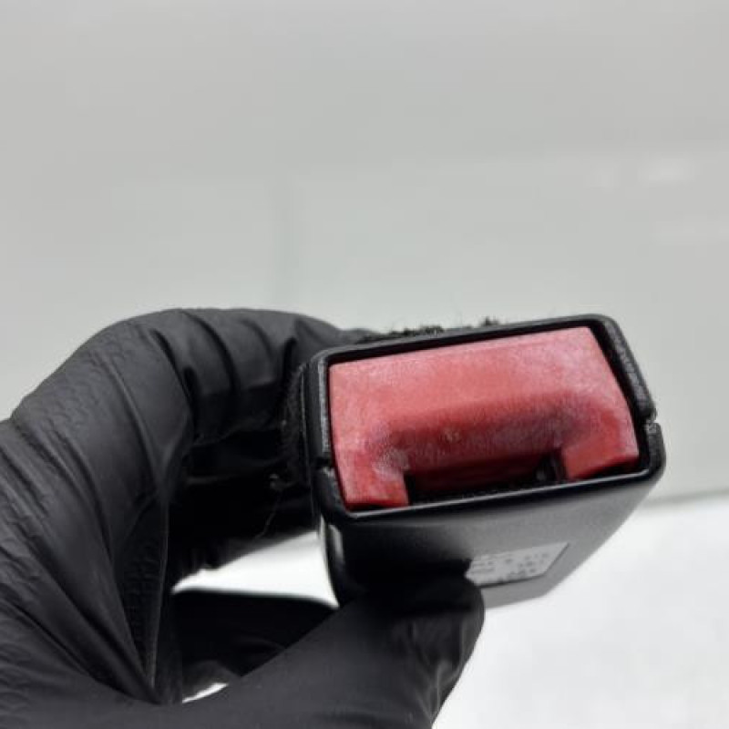 Attache ceinture avant gauche AUDI A3 2 Photo n°3