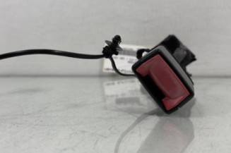 Attache ceinture avant gauche CITROEN C4 CACTUS Photo n°1