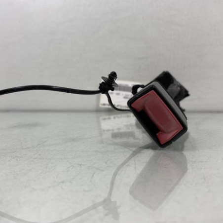Attache ceinture avant gauche CITROEN C4 CACTUS Photo n°1