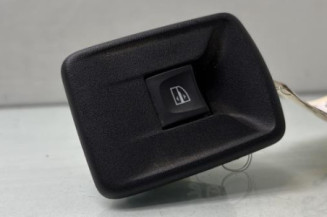 Interrupteur de leve vitre arriere droit DACIA SANDERO 2 Photo n°1