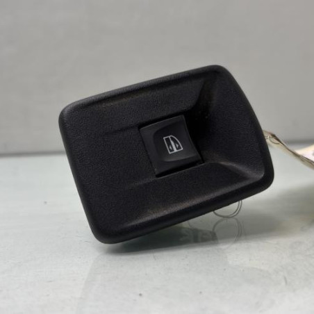 Interrupteur de leve vitre arriere droit DACIA SANDERO 2 Photo n°1