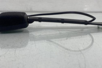 Attache ceinture avant droit VOLKSWAGEN POLO 6
