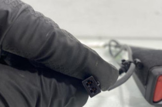 Attache ceinture avant gauche VOLKSWAGEN POLO 6
