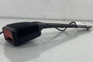 Attache ceinture avant gauche VOLKSWAGEN POLO 6