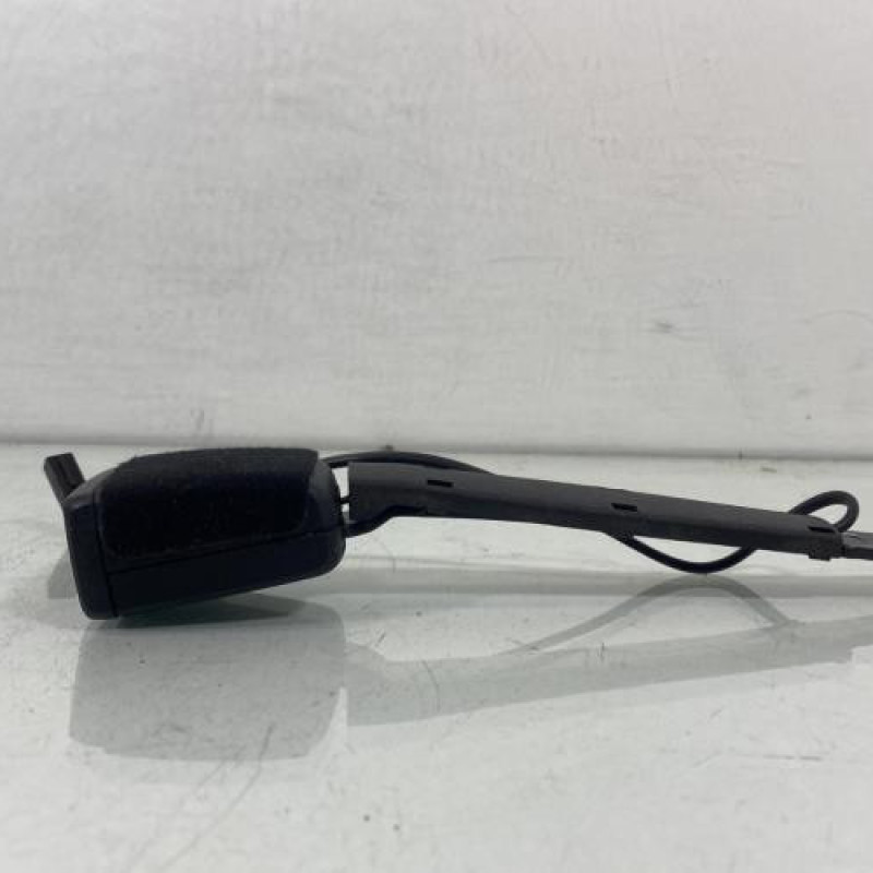 Attache ceinture avant gauche VOLKSWAGEN POLO 6 Photo n°4