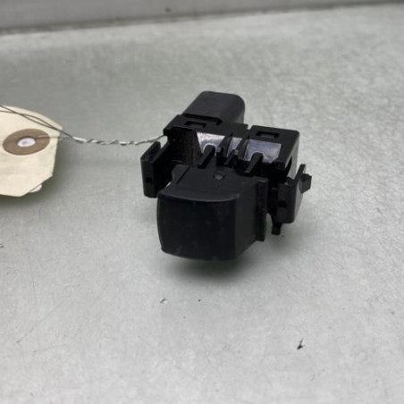 Interrupteur de leve vitre avant droit MITSUBISHI SPACE STAR 3 Photo n°1