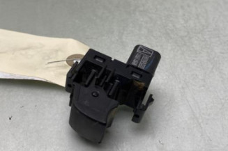 Interrupteur de leve vitre avant droit MITSUBISHI SPACE STAR 3