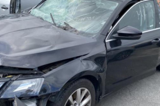 Interrupteur de leve vitre arriere gauche SKODA OCTAVIA 4