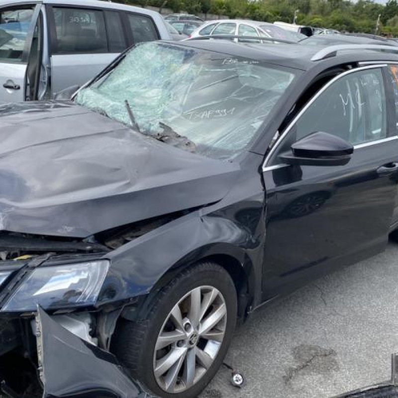 Interrupteur de leve vitre arriere gauche SKODA OCTAVIA 4 Photo n°4