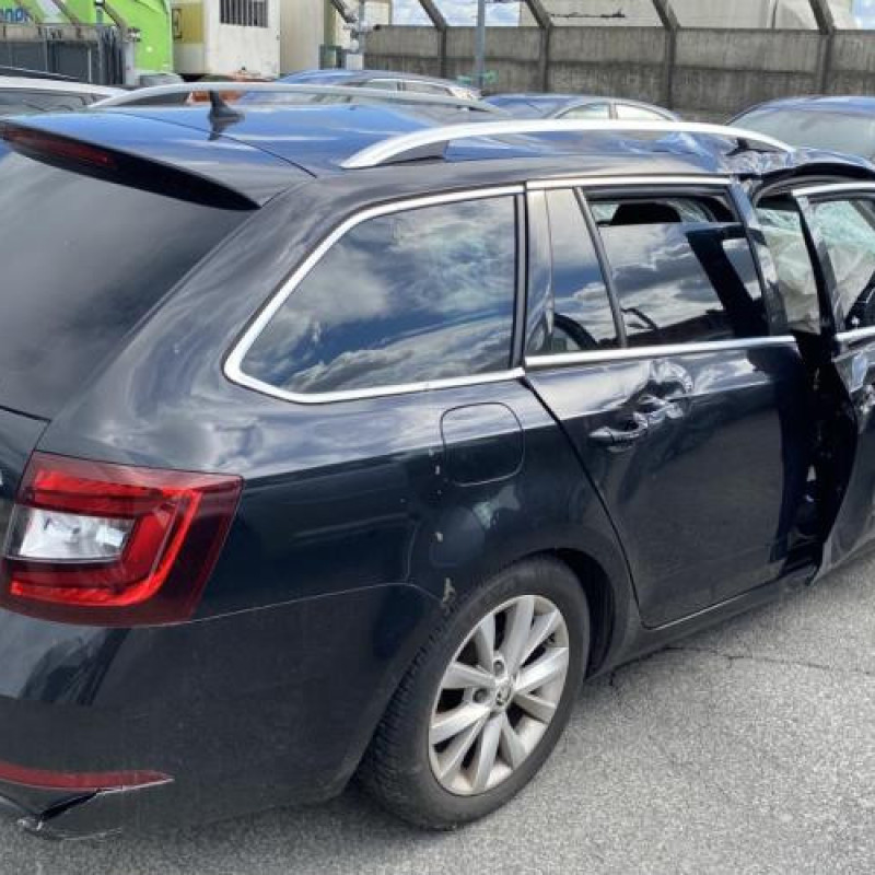 Interrupteur de leve vitre arriere gauche SKODA OCTAVIA 4 Photo n°5