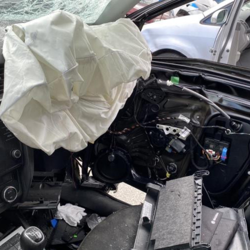 Interrupteur de leve vitre arriere gauche SKODA OCTAVIA 4 Photo n°7