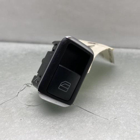 Interrupteur de leve vitre avant droit MERCEDES CLASSE C 204 Photo n°1