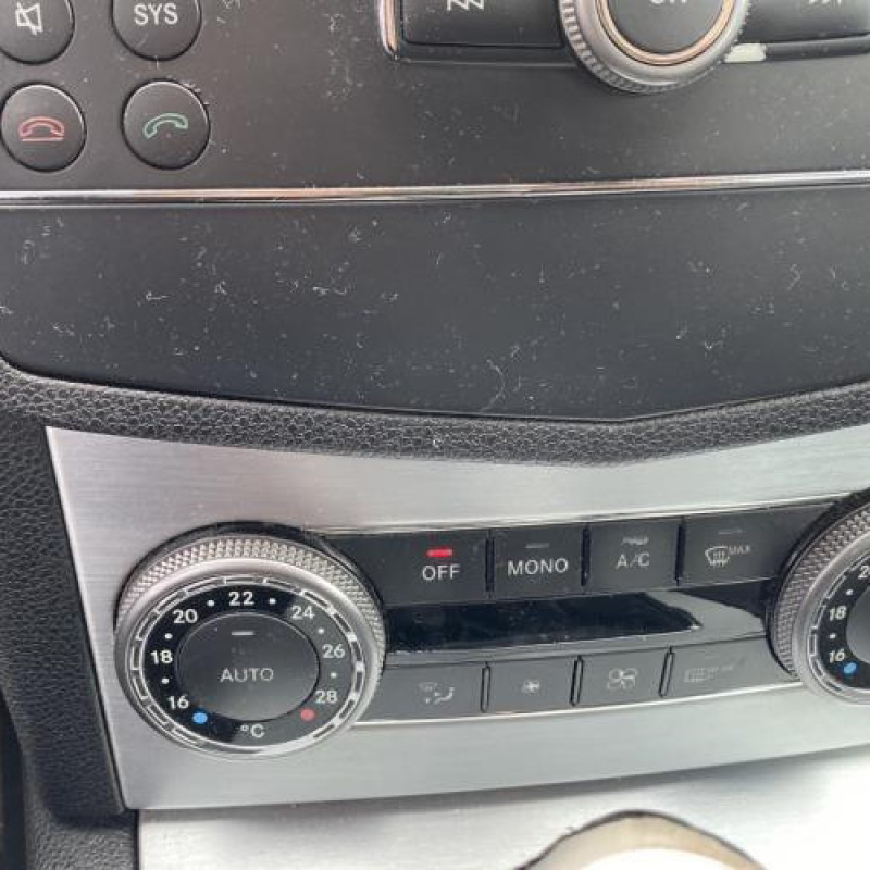 Interrupteur de leve vitre arriere gauche MERCEDES CLASSE C 204 Photo n°20