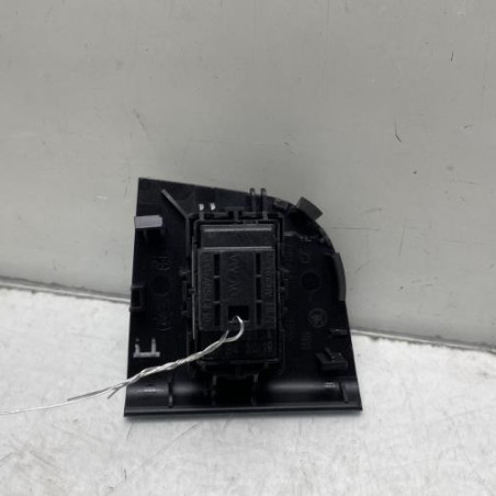 Interrupteur de leve vitre avant droit SKODA OCTAVIA 3