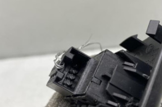 Interrupteur de leve vitre avant droit SKODA OCTAVIA 3