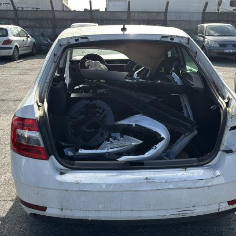 Interrupteur de leve vitre avant droit SKODA OCTAVIA 3 Photo n°9