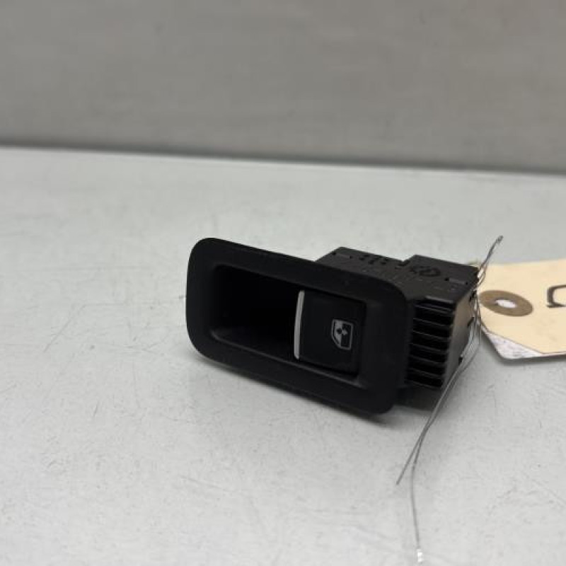 Interrupteur de leve vitre arriere droit VOLKSWAGEN TOURAN 3 Photo n°1