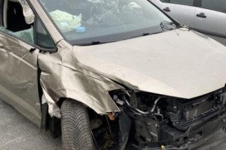 Interrupteur de leve vitre arriere droit VOLKSWAGEN TOURAN 3