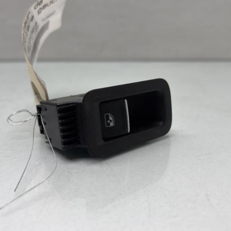 Interrupteur de leve vitre arriere gauche VOLKSWAGEN TOURAN 3 Photo n°1