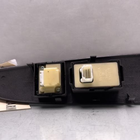 Interrupteur de leve vitre avant droit LEXUS IS 2