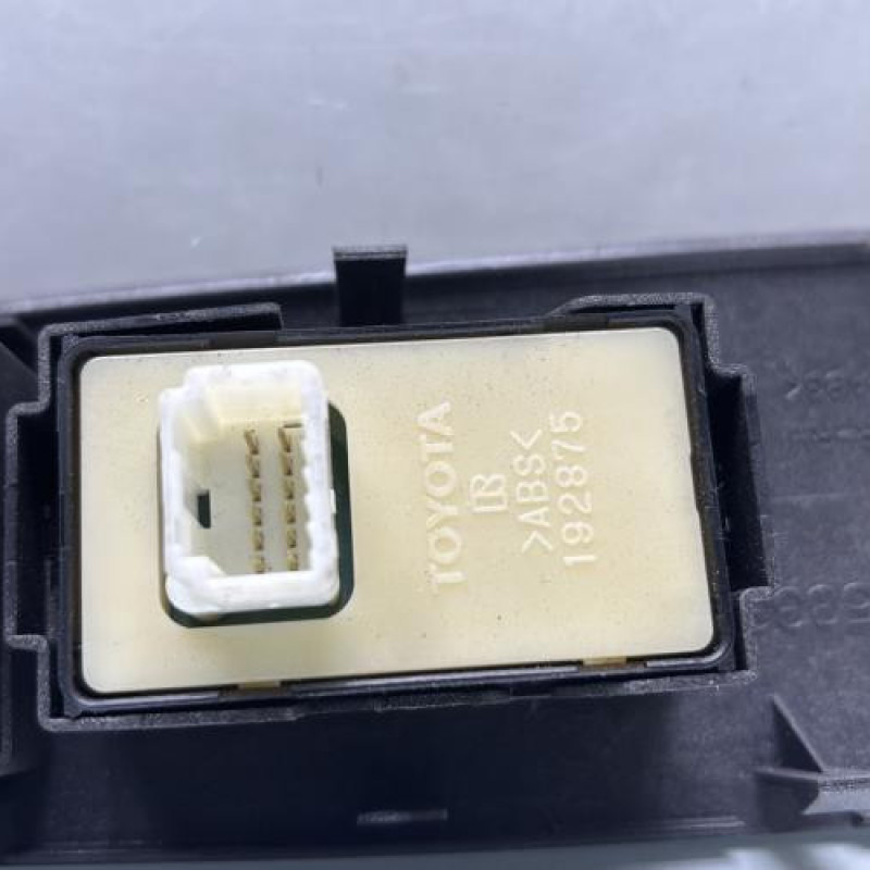 Interrupteur de leve vitre avant droit LEXUS IS 2 Photo n°3