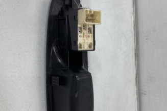 Interrupteur de leve vitre avant droit HYUNDAI ACCENT 2