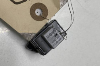 Interrupteur de leve vitre avant droit VOLKSWAGEN POLO 4